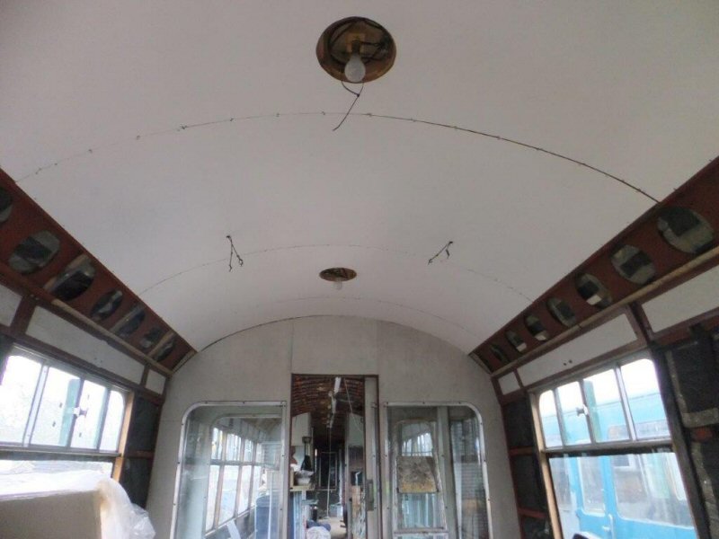 Class 100: Ceiling panels in the first class area